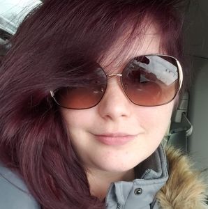 Meet your Posher, Lynsey